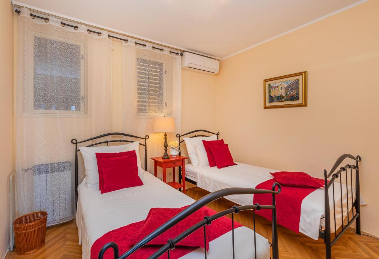 Apartment Big One Дубровник Екстериор снимка